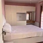 Reisdere Kiralik Havuzlu Кешме